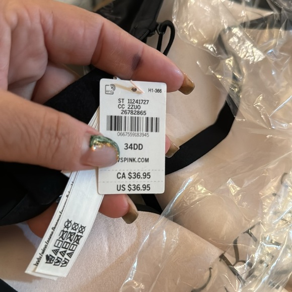 PINK WEAR EVERYWHERE
WEAR EVERYWHERE PUSH-UP‎ WIRELESS BRA - Picture 4 of 4